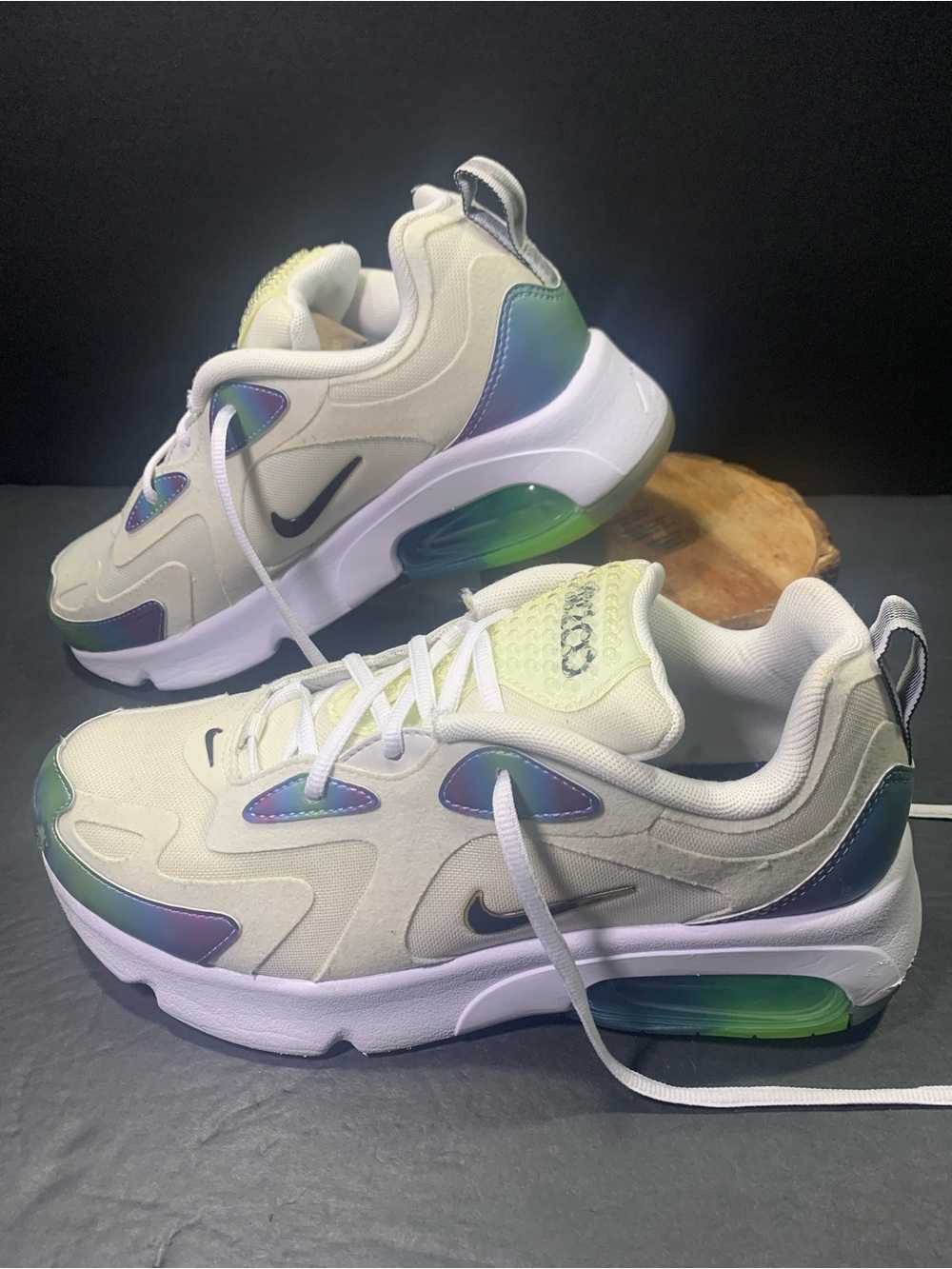 Nike Air Max 200 Sneakers Off White Green Purple Shoe Size 8 Women or Youth 6.5